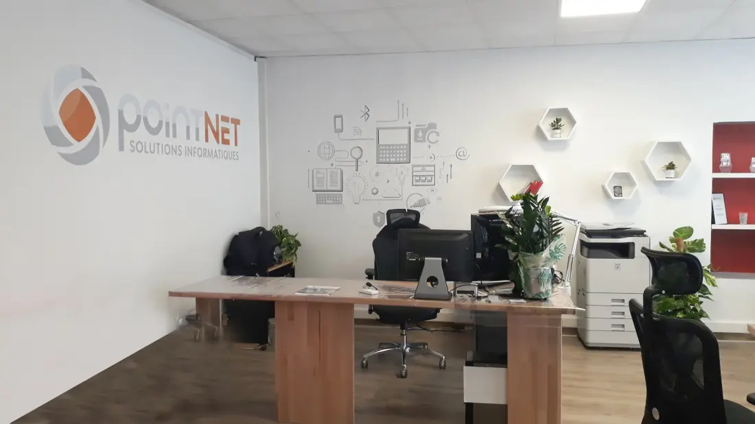 Intérieur de la boutique Point Net